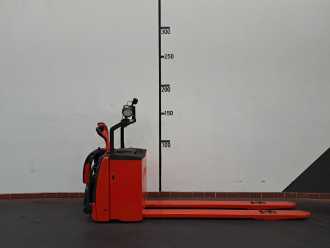 Gabelstapler gebraucht LINDE T25 AP : 2.5t(1156-00) ELEKTRO NIEDERHUBWAGENFAHRERSTAND (13060985) backdrop