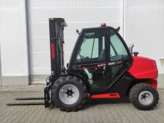 Gabelstapler gebraucht MANITOU Front-Geländestapler-Allrad / MC30-4DKST5S1 DIESEL GELAENDESTAPLER (13066279) backdrop