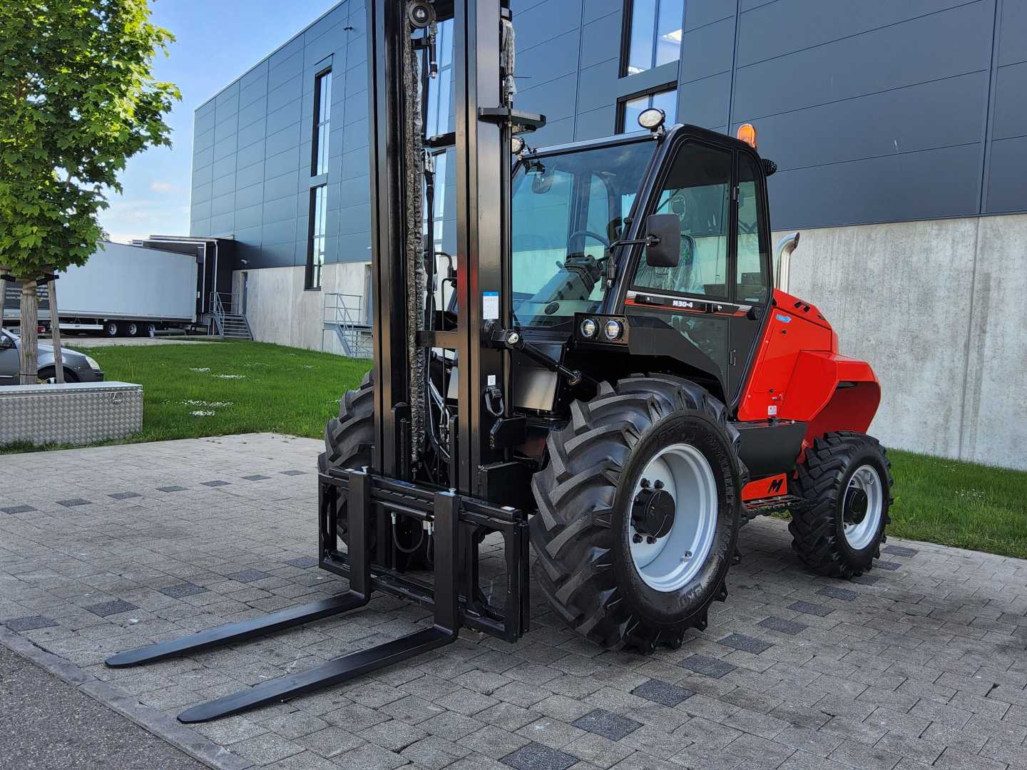Gabelstapler gebraucht MANITOU M 30-4 DIESEL GELAENDESTAPLER (13061006)