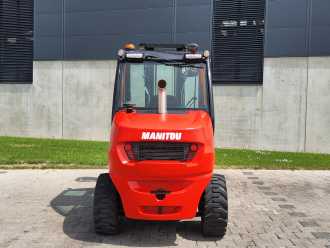Gabelstapler gebraucht MANITOU MC 30-4 DIESEL GELAENDESTAPLER (13075618)