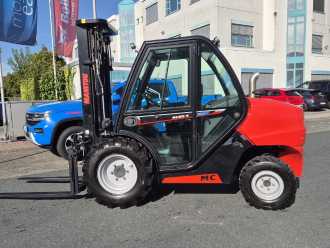 Gabelstapler gebraucht MANITOU MC 30-4 ST3A S1 DIESEL GELAENDESTAPLER (13070530)