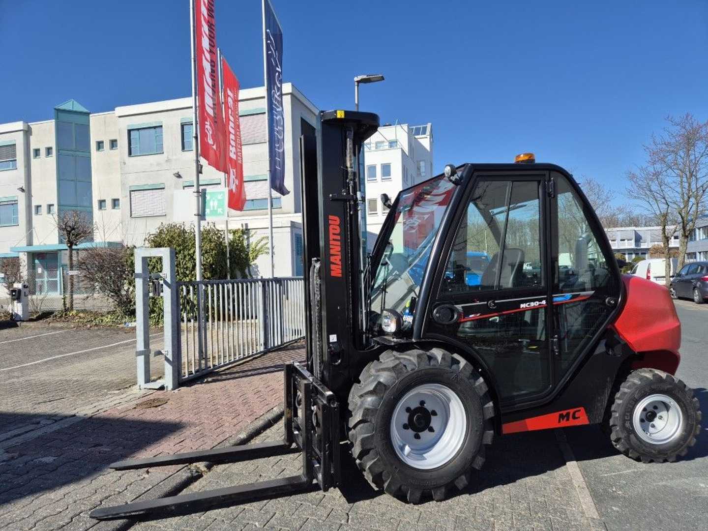 Gabelstapler gebraucht MANITOU MC 30-4 ST5 DIESEL GELAENDESTAPLER (13069850)