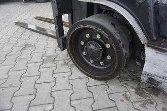 Gabelstapler gebraucht NISSAN L02F36LU - Nur 3.467 Stunden GAS VIERRADFRONTSTAPLER (13028894)