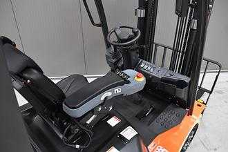 Gabelstapler gebraucht NOBLELIFT FE4P30P 3300 ELEKTRO VIERRADFRONTSTAPLER (13072882)