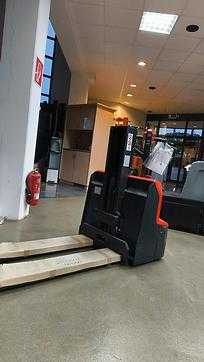 Gabelstapler gebraucht NOBLELIFT PSB12 ELEKTRO HOCHHUBWAGENDEICHSEL (13073544)