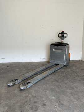 Gabelstapler gebraucht STILL EXU20_GABEL_2400 ELEKTRO NIEDERHUBWAGENDEICHSEL (13076219) backdrop