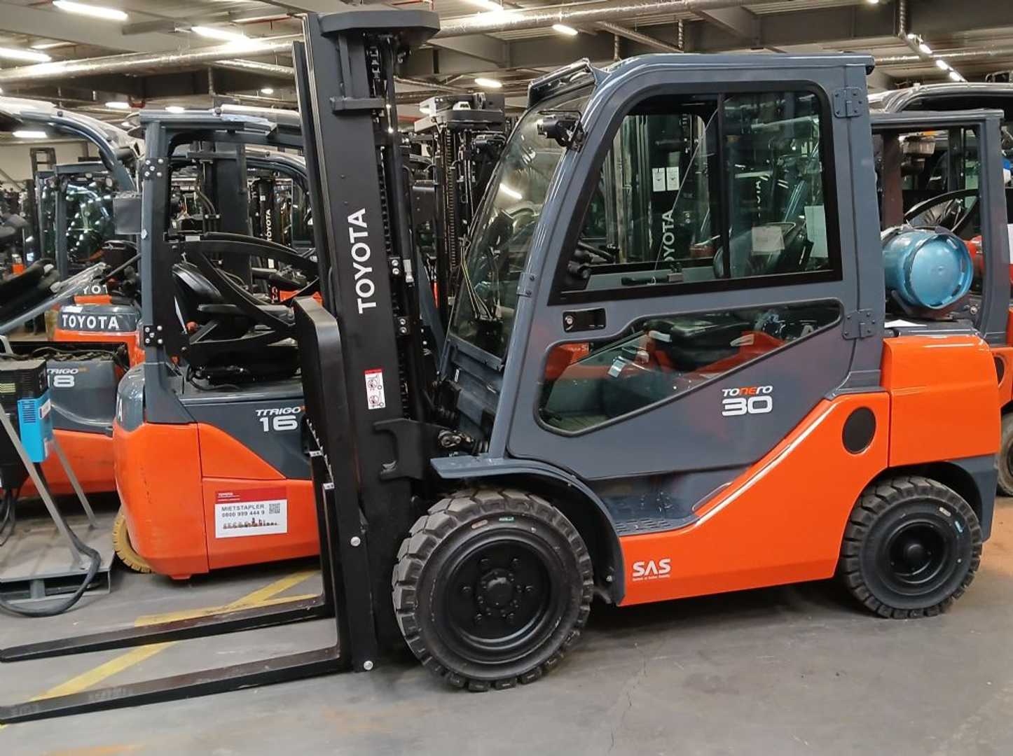Gabelstapler gebraucht TOYOTA 02-8FGF30 *sofort verfügbar* GAS VIERRADFRONTSTAPLER (13067885)