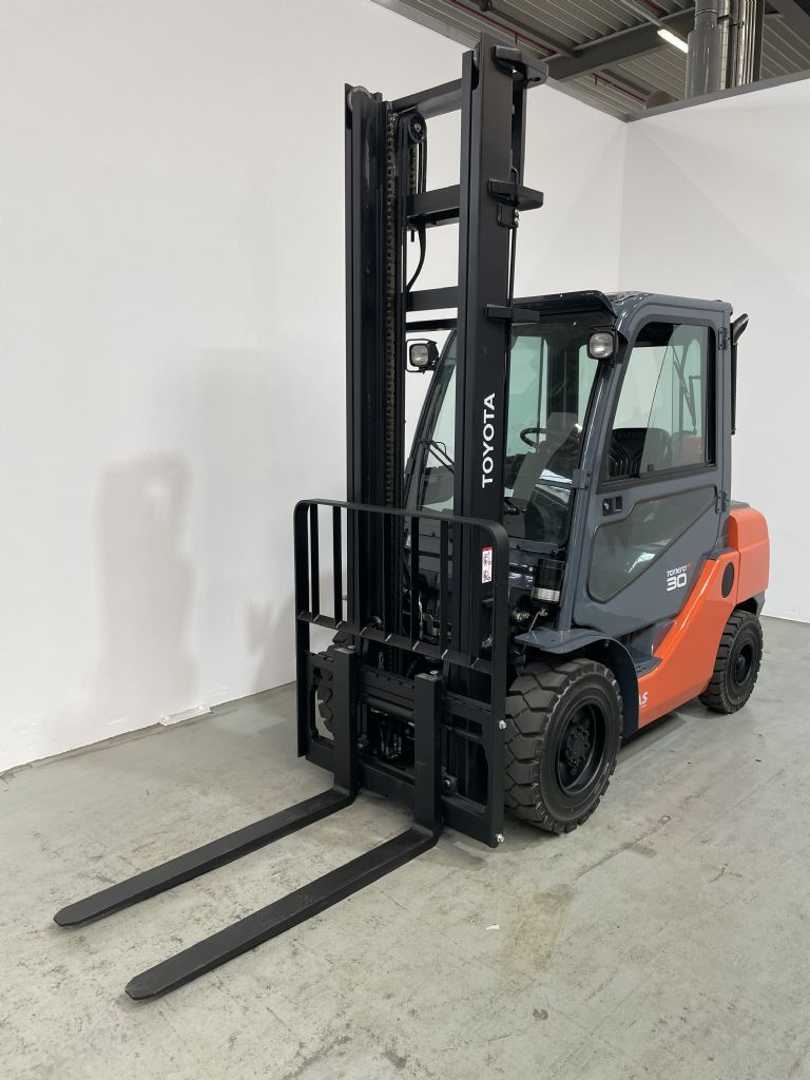 Gabelstapler gebraucht TOYOTA 06-8FG30F *sofort verfügbar* GAS VIERRADFRONTSTAPLER (13067889)