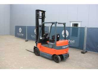 Gabelstapler gebraucht TOYOTA 7FBMF20 ELEKTRO VIERRADFRONTSTAPLER (13064288)