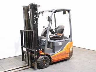 Gabelstapler gebraucht TOYOTA 8 FBEK 16 T ELEKTRO DREIRADFRONTSTAPLER (13008160) backdrop