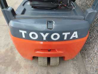 Gabelstapler gebraucht TOYOTA 8FBE18T ELEKTRO DREIRADFRONTSTAPLER (13067362)