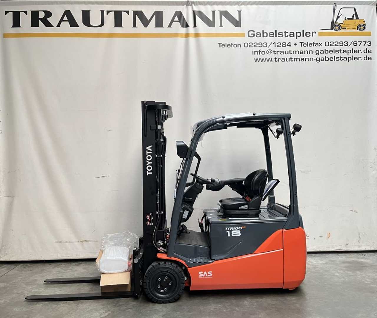 Gabelstapler gebraucht TOYOTA 8FBE18T ELEKTRO DREIRADFRONTSTAPLER (13075497)