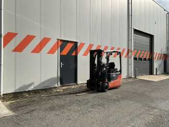 Gabelstapler gebraucht TOYOTA 8FBE20T ELEKTRO DREIRADFRONTSTAPLER (13073800)