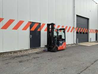 Gabelstapler gebraucht TOYOTA 8FBEK16T ELEKTRO DREIRADFRONTSTAPLER (13063919)