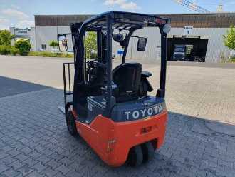 Gabelstapler gebraucht TOYOTA 8FBET15 / Triplex: 4.30m / nur 1.842h! / SS ELEKTRO VIERRADFRONTSTAPLER (13024739)