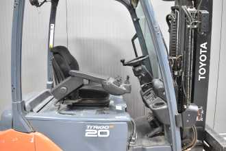 Gabelstapler gebraucht TOYOTA 8FBM20T /57242/ ELEKTRO VIERRADFRONTSTAPLER (13031401)