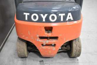 Gabelstapler gebraucht TOYOTA 8FBM20T /57242/ ELEKTRO VIERRADFRONTSTAPLER (13031401)
