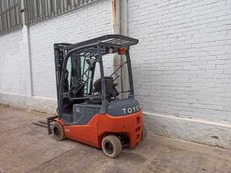 Gabelstapler gebraucht TOYOTA 8FBMT18 ELEKTRO VIERRADFRONTSTAPLER (13047636)