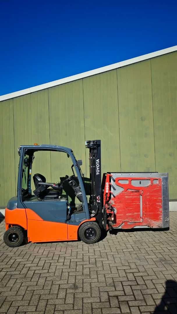 Gabelstapler gebraucht TOYOTA 8FBMT18 ELEKTRO VIERRADFRONTSTAPLER (13073294)