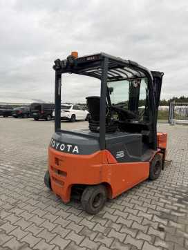 Gabelstapler gebraucht TOYOTA 8FBMT35 ELEKTRO VIERRADFRONTSTAPLER (13075631)