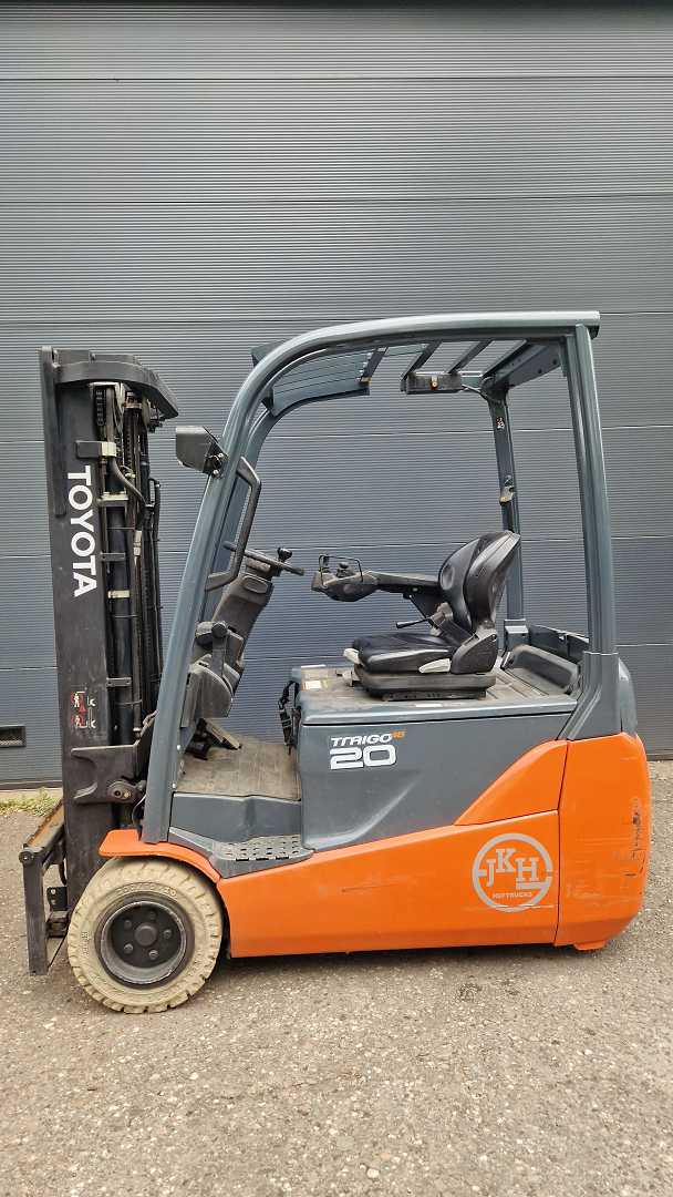 Gabelstapler gebraucht TOYOTA FBE20T ELEKTRO DREIRADFRONTSTAPLER (13068340)