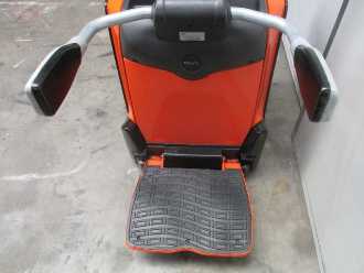 Gabelstapler gebraucht TOYOTA LPE200 ELEKTRO NIEDERHUBWAGENFAHRERSTAND (13071615)