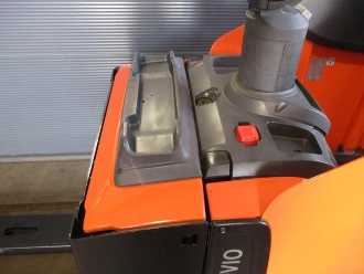 Gabelstapler gebraucht TOYOTA LPE200 ELEKTRO NIEDERHUBWAGENFAHRERSTAND (13075563)