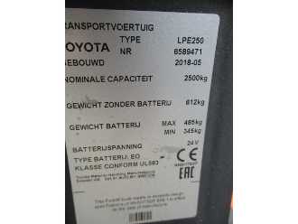 Gabelstapler gebraucht TOYOTA LPE250 ELEKTRO NIEDERHUBWAGENFAHRERSTAND (13071689)