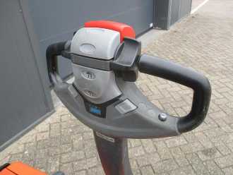 Gabelstapler gebraucht TOYOTA LWE140 ELEKTRO NIEDERHUBWAGENDEICHSEL (13071690)