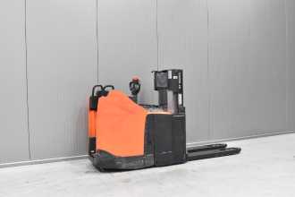 Gabelstapler gebraucht TOYOTA SPE 200DN /58396/ ELEKTRO HOCHHUBKOMMISSIONIERER (13062800)