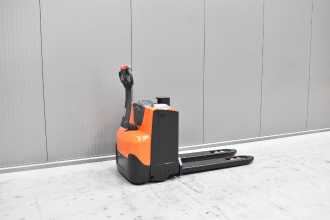 Gabelstapler gebraucht TOYOTA SWE 080L /57983/ ELEKTRO HOCHHUBKOMMISSIONIERER (13057190)