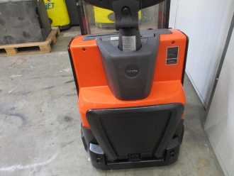 Gabelstapler gebraucht TOYOTA SWE120 ELEKTRO HOCHHUBWAGENFAHRERSTAND (13071596)