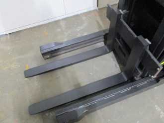 Gabelstapler gebraucht TOYOTA SWE120XR ELEKTRO HOCHHUBWAGENDEICHSEL (13071600)