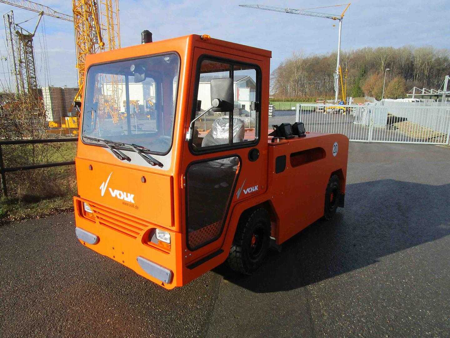 Gabelstapler gebraucht VOLK EFZ 60 N / 60.000 Anhängelast ELEKTRO SCHLEPPER (13065254)
