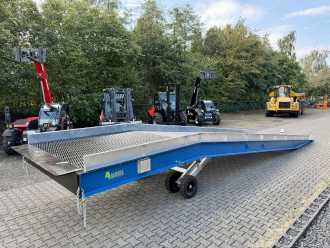 Gabelstapler gebraucht WEITERE Verladerampe VR 12 / 2.5 lackiert HANDSEMI WEITERE (13073885)