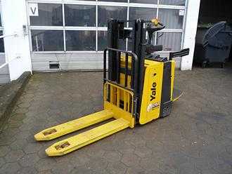 Gabelstapler gebraucht YALE MP 20 XD ELEKTRO HOCHHUBWAGENFAHRERSTAND (12028027) backdrop