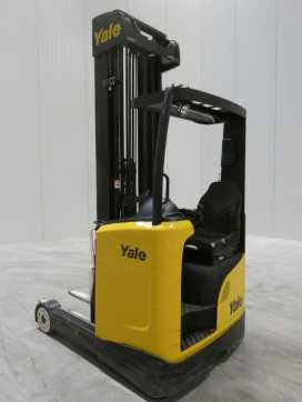 Gabelstapler gebraucht YALE MR14 ELEKTRO SCHUBMASTSTAPLER (13073863)