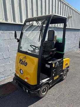 Gabelstapler gebraucht YALE MT80 ELEKTRO SCHLEPPER (12985806)