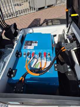 Használt targonca BOBCAT B 20 NT ELEKTRO DREIRADFRONTSTAPLER (13066319)