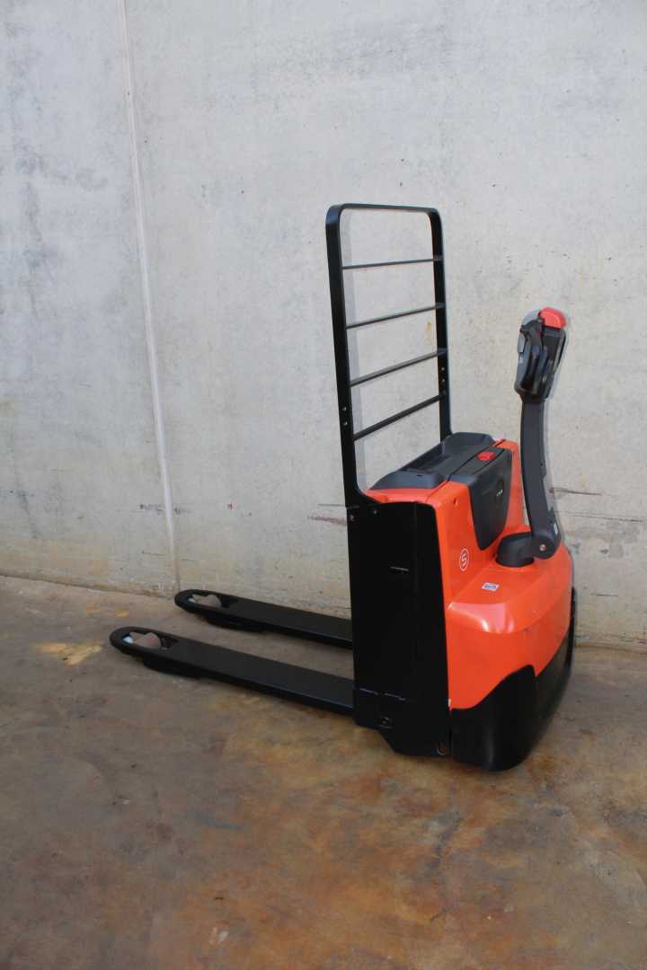 Használt targonca BT LWE 160 ELEKTRO NIEDERHUBWAGENSEMIELEKTRISCH (13065180)