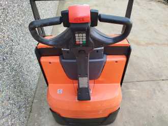 Használt targonca BT LWE180 ELEKTRO NIEDERHUBWAGENSEMIELEKTRISCH (13075189)