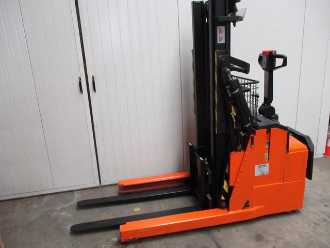 Használt targonca BT RWE120 ELEKTRO HOCHHUBWAGENFAHRERSTAND (13021812)