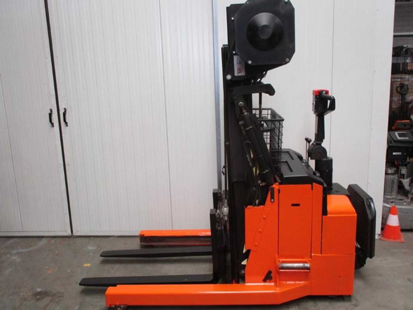 Használt targonca BT RWE120 ELEKTRO HOCHHUBWAGENFAHRERSTAND (13059439)