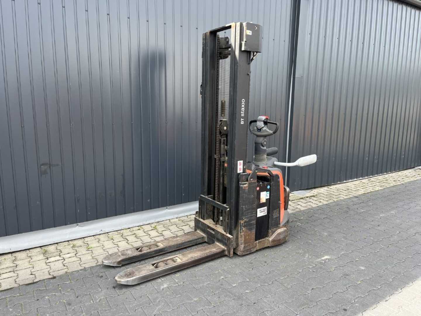 Használt targonca BT SPE140 ELEKTRO HOCHHUBWAGENFAHRERSTAND (13065974)