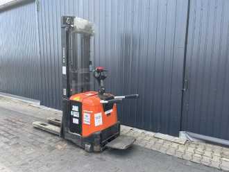 Használt targonca BT SPE160L ELEKTRO HOCHHUBWAGENFAHRERSTAND (13040112)