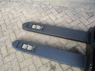 Használt targonca BT SWE 080L ELEKTRO HOCHHUBWAGENDEICHSEL (13071586)