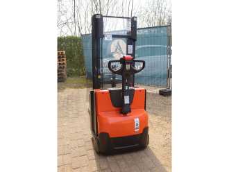 Használt targonca BT SWE140L ELEKTRO HOCHHUBWAGENMANUELLELEKTRISCH (13041386)