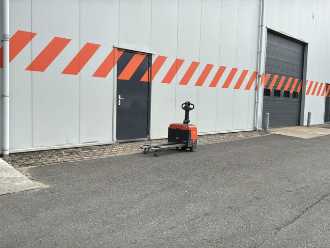 Használt targonca BT Toyota LWE130 ELEKTRO NIEDERHUBWAGENSEMIELEKTRISCH (13063939)