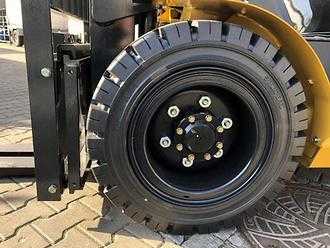 Használt targonca CATERPILLAR CAT GP35N GAS VIERRADFRONTSTAPLER (13063305)