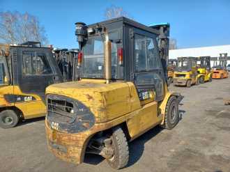 Használt targonca CATERPILLAR DP50K2 DIESEL VIERRADFRONTSTAPLER (12785646)